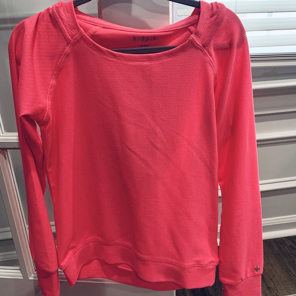 Girls activewear hooded with thumb holes